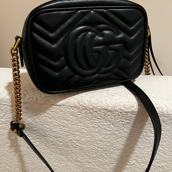 Gucci Marmont Shoulder Bag - Picture 5 of 10